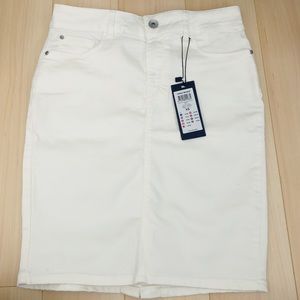 Vera moda white denim skirt